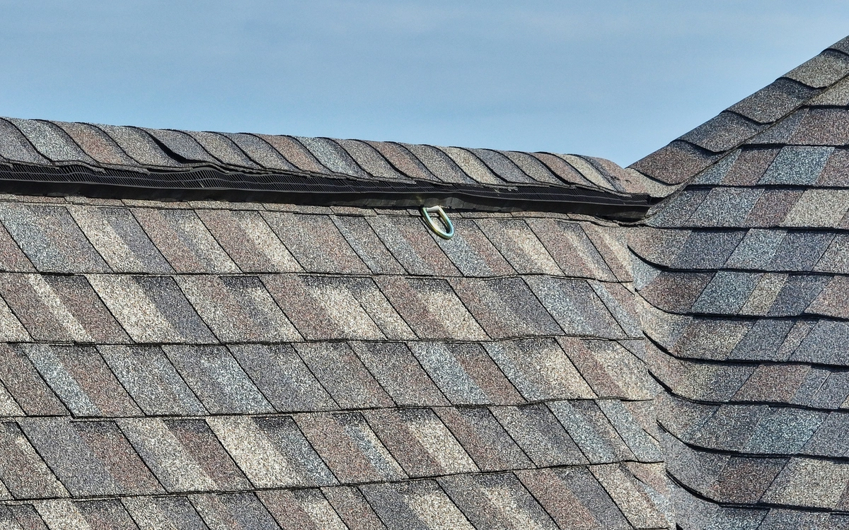 ELK Shingles Guide: Colors, History & What Replaced Them