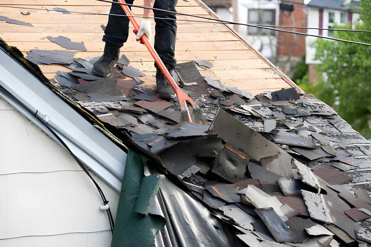 Detailed analysis of tear off roof cost for homeowners