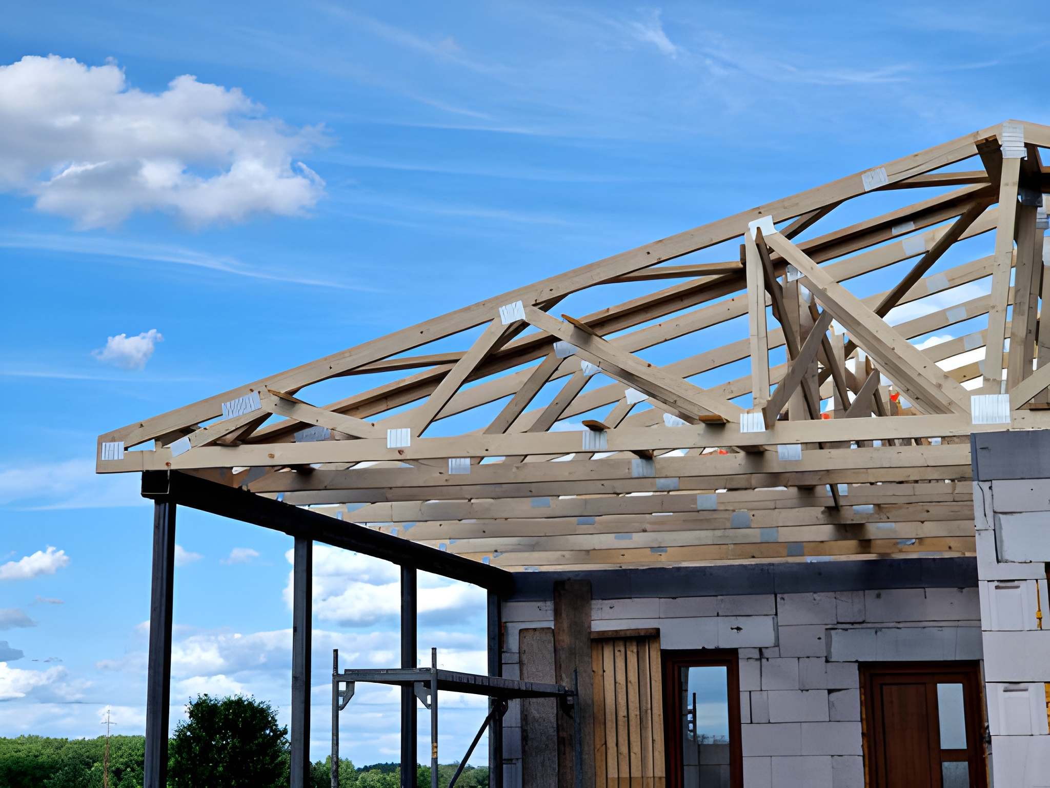 Step-by-step installation process of gambrel roof trusses